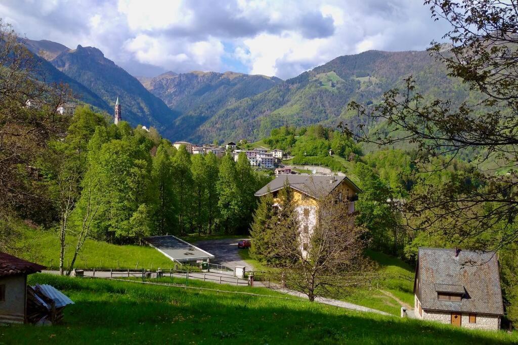 Appartamento Panoramico Casa Gerro Averara Eksteriør billede